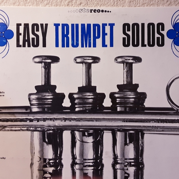 Records Easy Trumpet Solos with music book - Picture 10 of 16